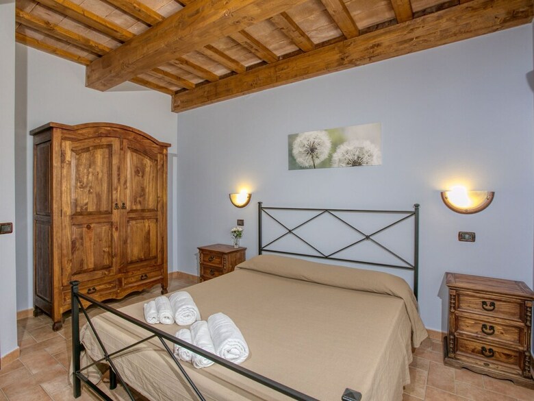 Cozy Farmhouse In Apecchio With Jacuzzi