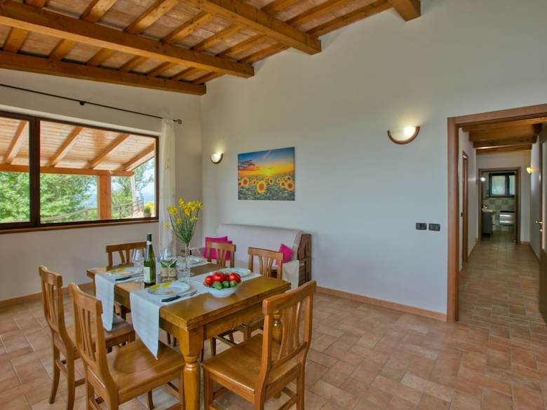 Cozy Farmhouse In Apecchio With Jacuzzi