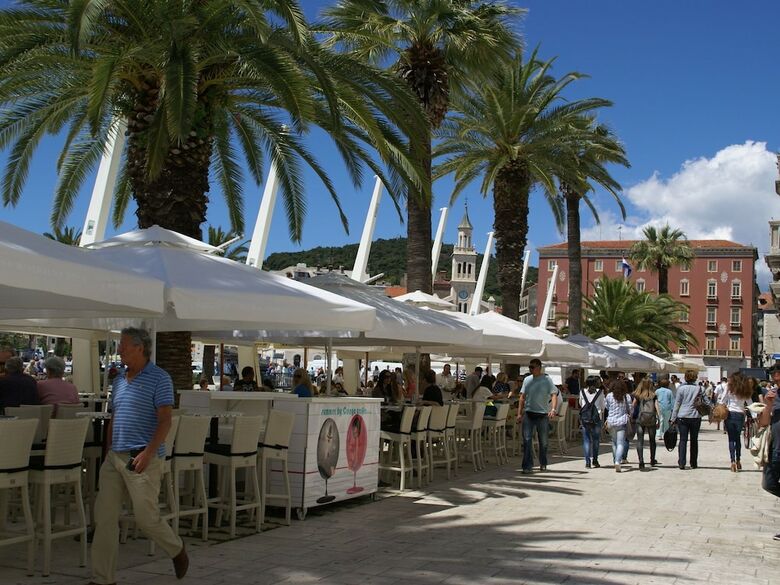 Spacious And Comfortable Apartment, 3 Km Outside The Historical Centre Of Split