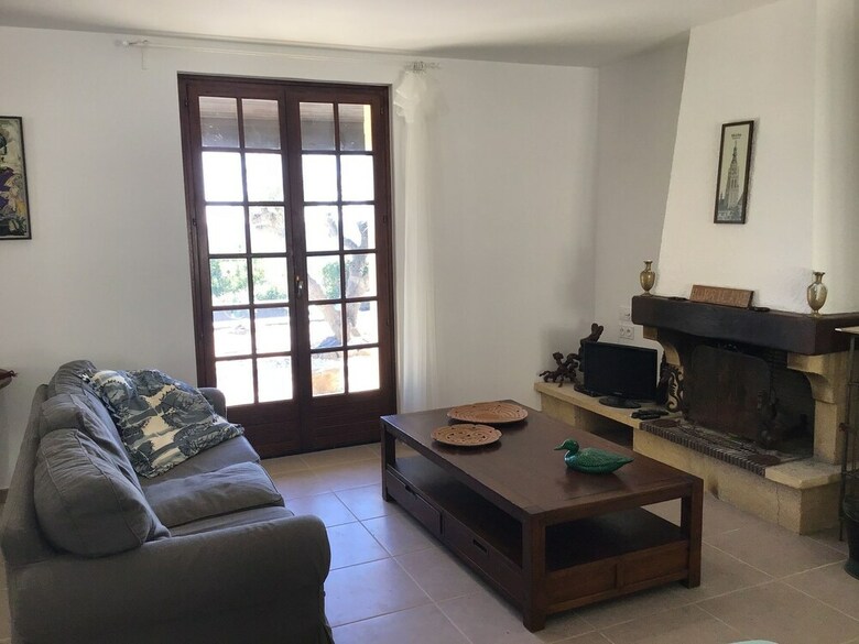 Delighful Villa In Berlou With Private Swimming Pool