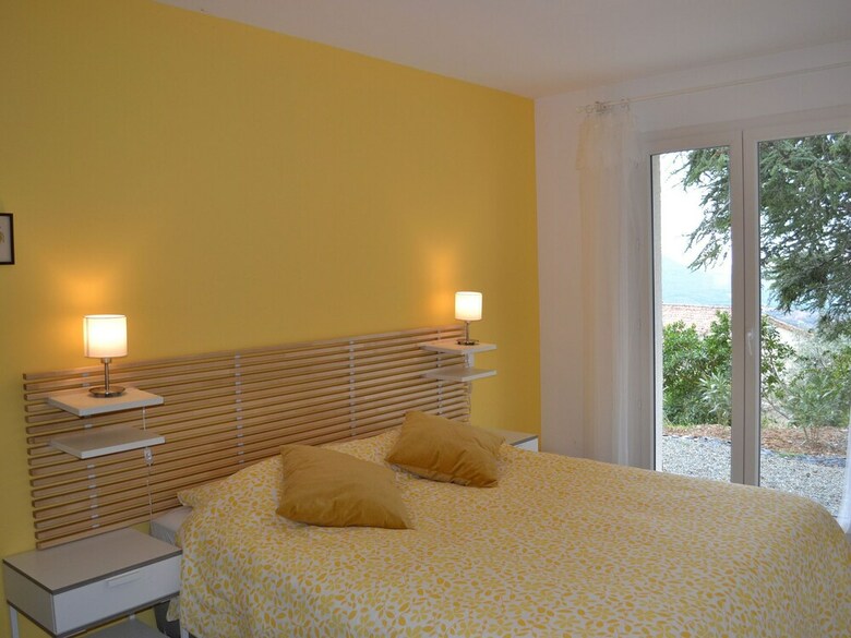 Delighful Villa In Berlou With Private Swimming Pool
