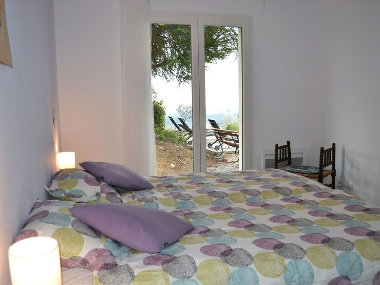 Delighful Villa In Berlou With Private Swimming Pool