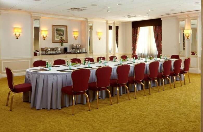 Hotel Warwick