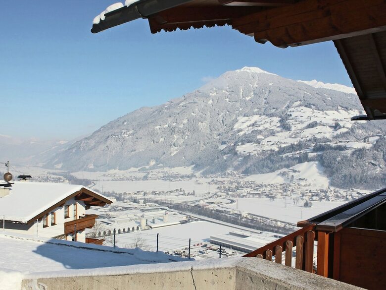 Luxurious Apartment In Kaltenbach With Terrace