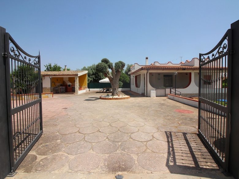 Fabulous Child-friendly Villa In Syracuse"