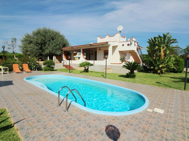 Fabulous Child-friendly Villa In Syracuse"