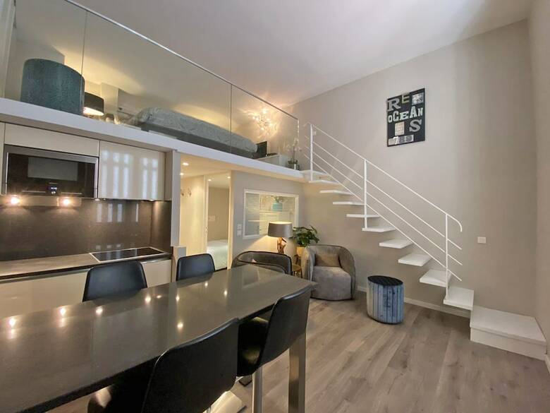 Beautiful Apartment In Bel Epoque Villa With Pool And Beach Access