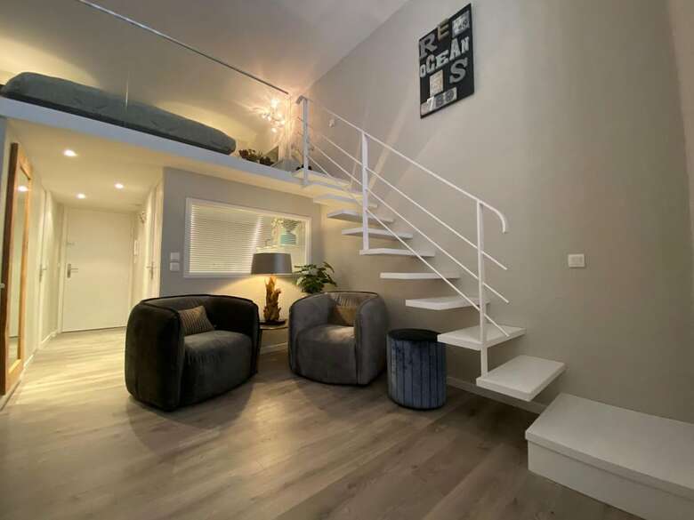 Beautiful Apartment In Bel Epoque Villa With Pool And Beach Access