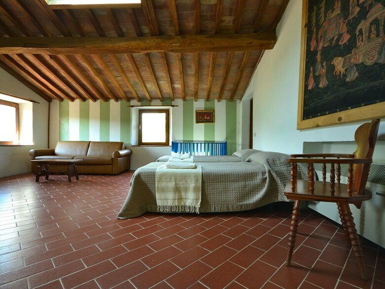 Spacious Holiday Home In Chianni With Private Swimming Pool