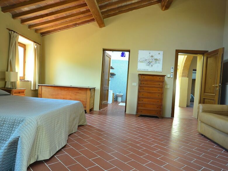 Spacious Holiday Home In Chianni With Private Swimming Pool