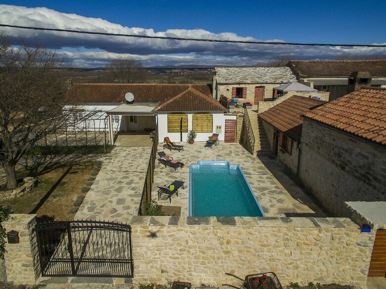 Cozy Holiday Home In ?opot With Private Pool