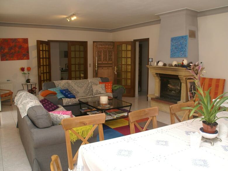 Airconditioned, Spacious Villa In Gar�oult With A Private Pool