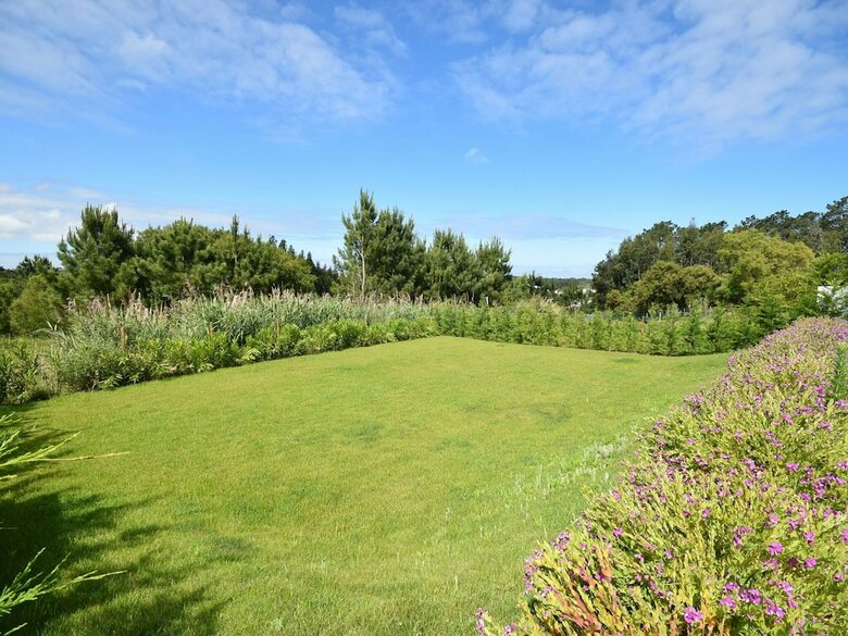 Comfortable Detached Villa With Heated Swimming Pool And Beautiful View
