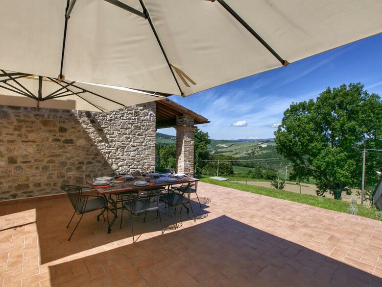 Luxurious Villa In Vasciano Umbria With Private Pool