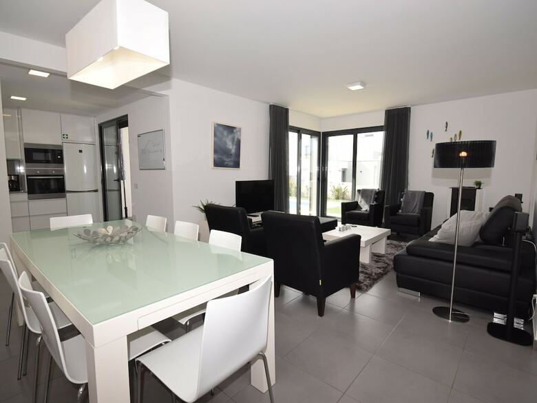 Lavish Villa In Foz Do Arelho With Private Swimming Pool