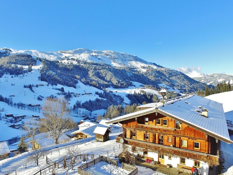 Cozy Apartment In Tirol Tyrol With Mountain Views