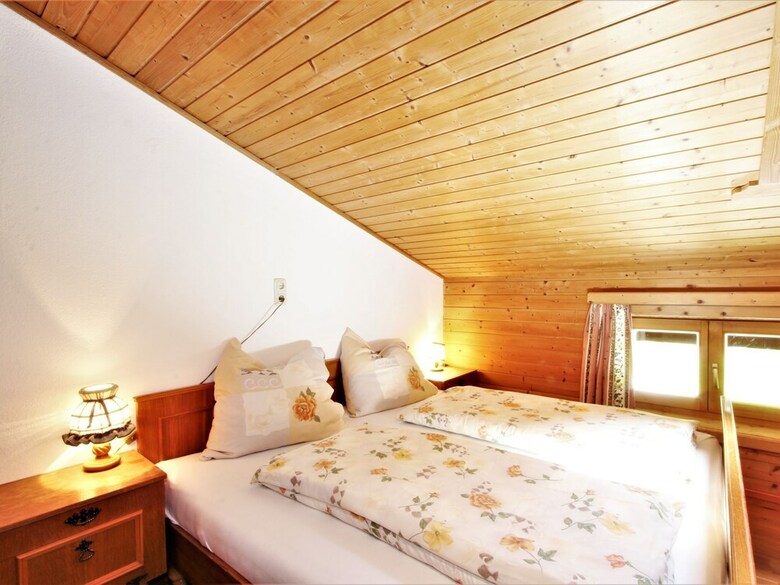 Cozy Apartment In Tirol Tyrol With Mountain Views