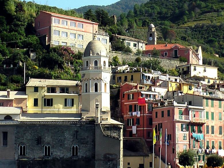 Cozy Holiday Home In Moneglia With Private Garden