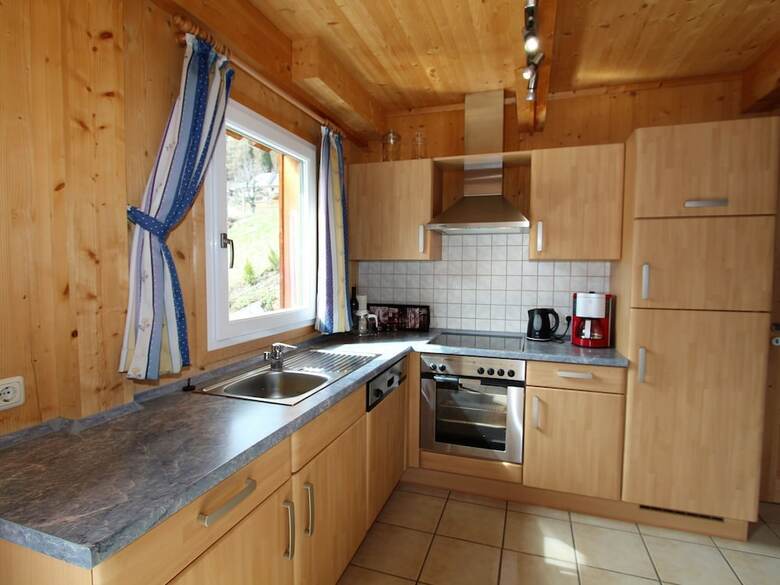 Luxurious Holiday Home In Stadl An Der Mur With Jacuzzi