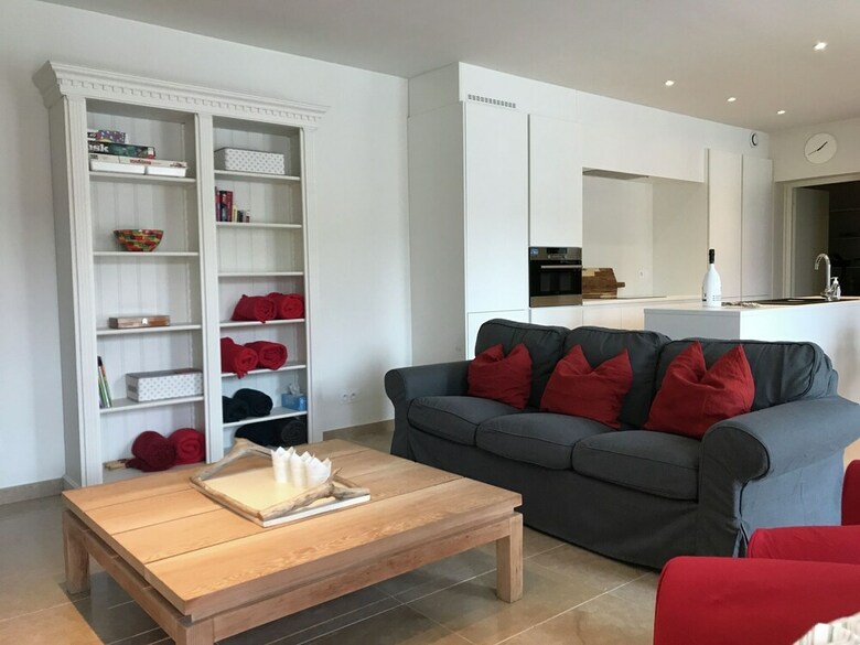 Premium Villa In Malauc�ne With Private Pool