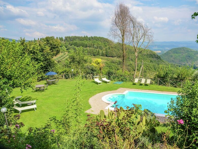 Beautiful Apartment With Shared Swimming Pool, Restaurant And Magnificent View