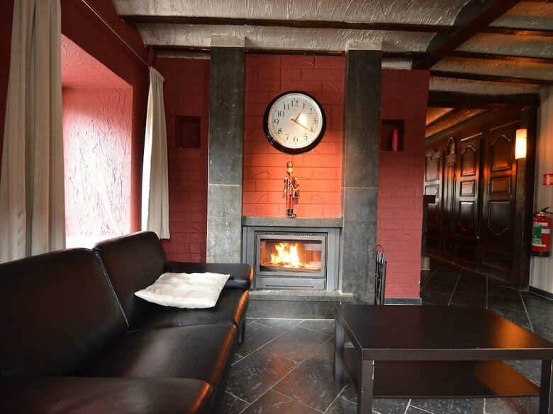 Attractive Holiday Home In Waimes With Sauna