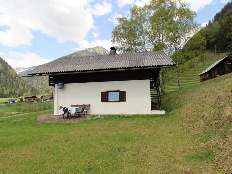 Breathtaking Holiday Home In Carinthia With Mountain View