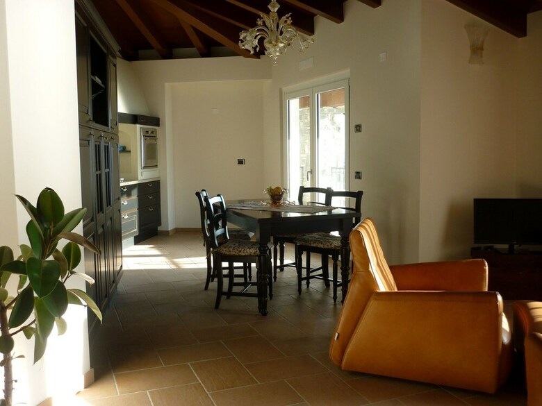 Modern Apartment With Balcony In Vello Italy
