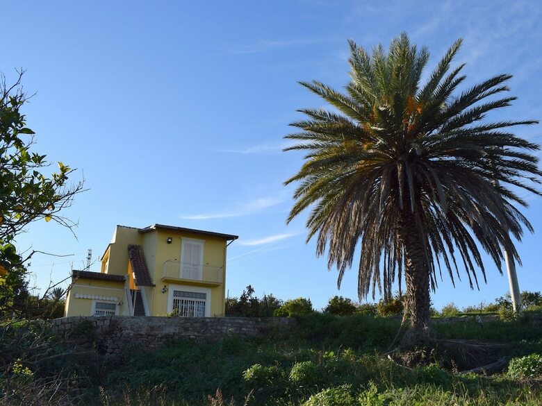 Modern Holiday Home In Francofonte With Private Pool