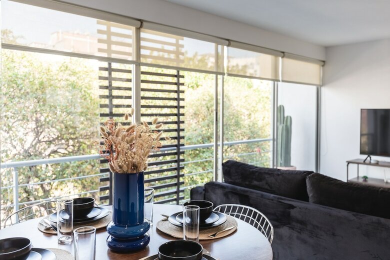 Bright 2br Condesa Apartment With Balcony