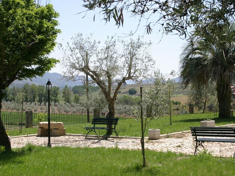 Cozy Cottage In Vila Flor With Swimming Pool