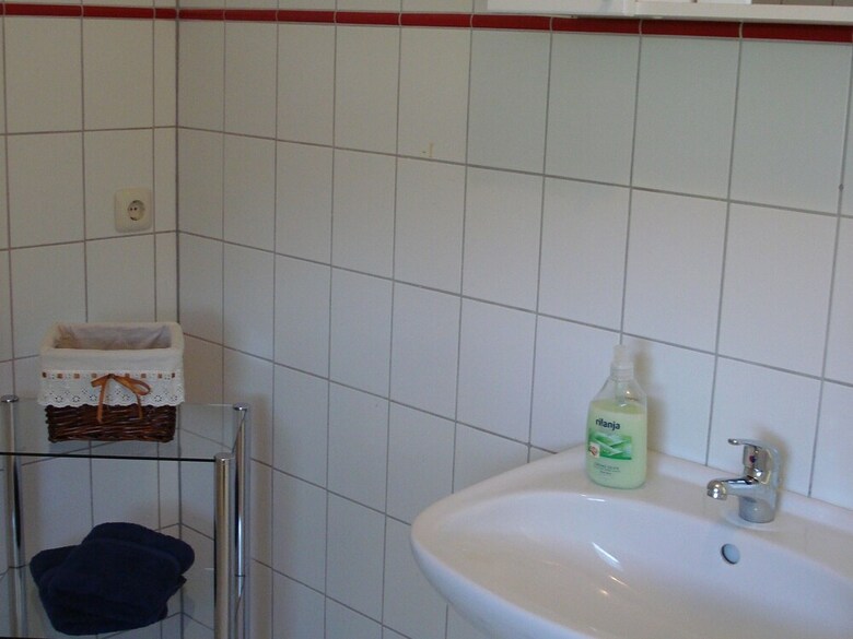 Sunny Apartment In K�hlungsborn Near Seabeach