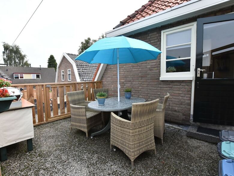 Modern Apartment In de Wijk With Private Terrace