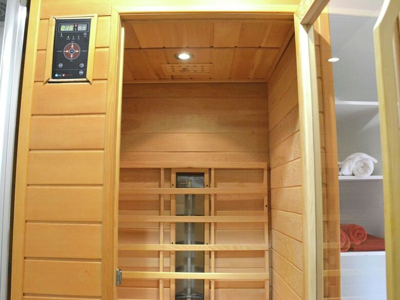 Quaint Holiday Home In Saint-hubert With Sauna