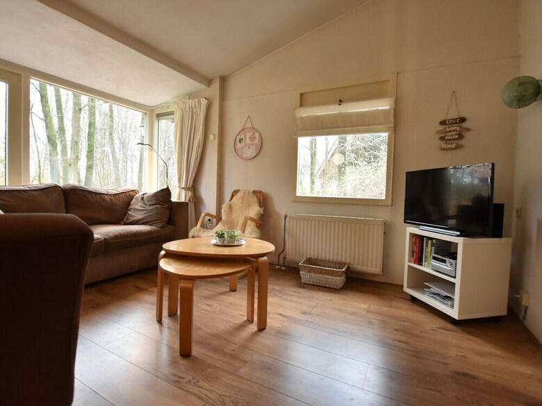 Cosy, Nicely Furnished Bungalow With Trampoline In Exloo