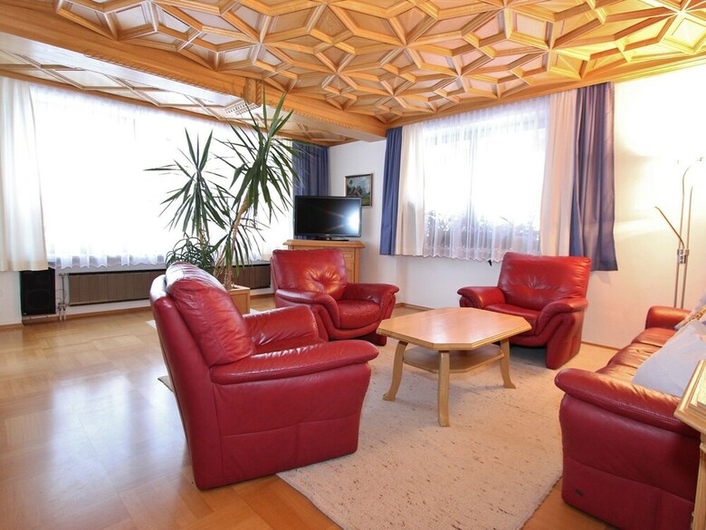 Spacious Chalet In Piesendorf Near Ski Area