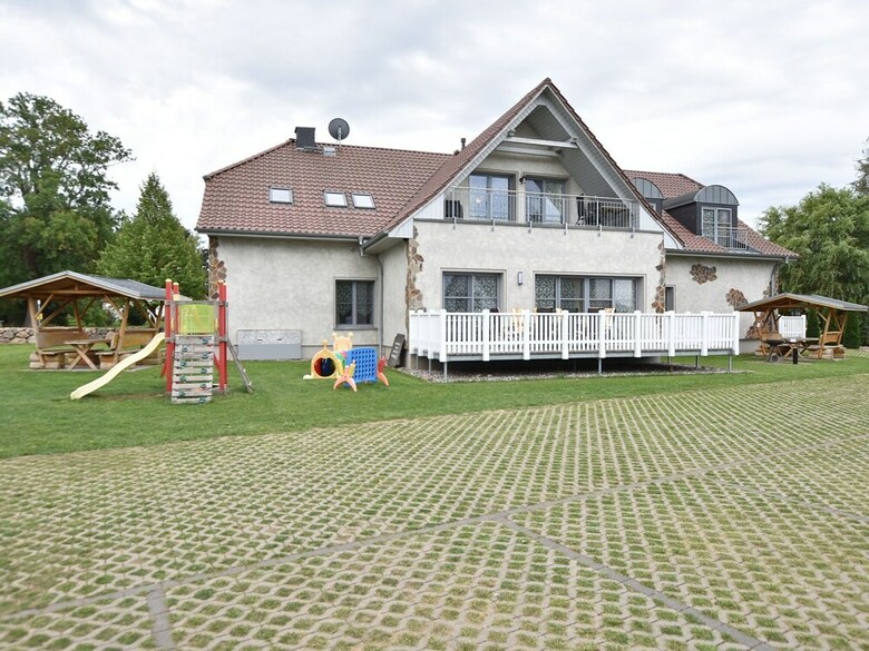 Splendid Apartment In Pepelow Near Sea