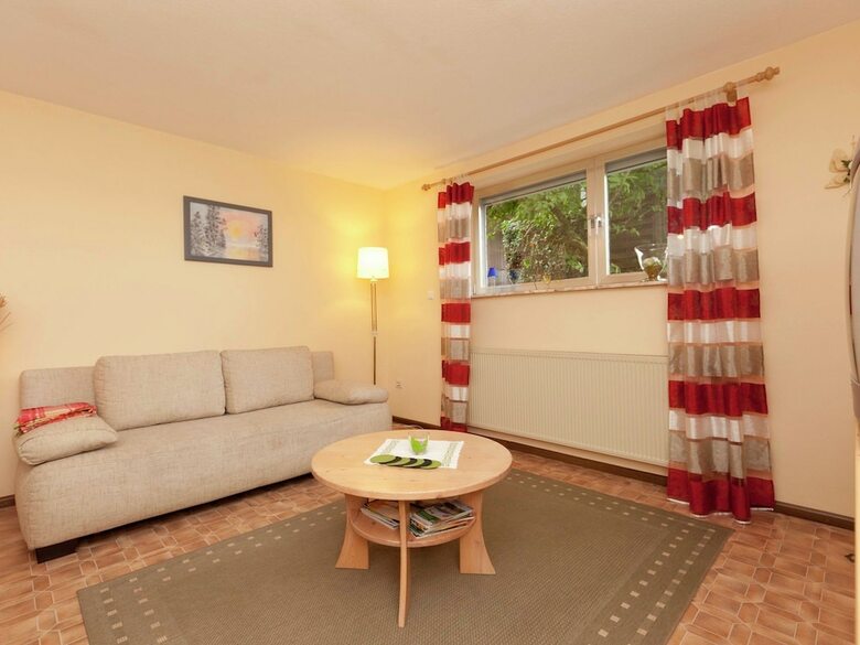 Quaint Pet-friendly Apartment In Neustra�burg