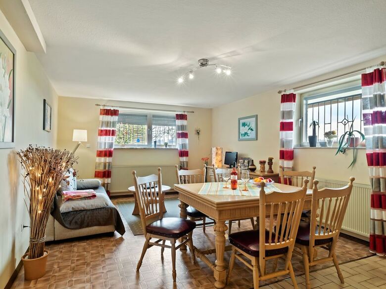 Quaint Pet-friendly Apartment In Neustra�burg
