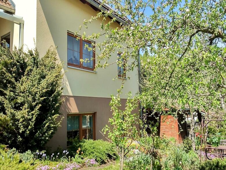 Cozy Apartment In Oelsnitz With Ore Mountains View