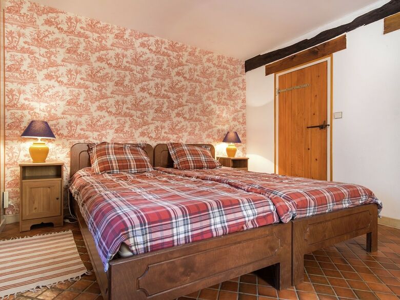 Luxurious Holiday Home In Montrichard With Pool