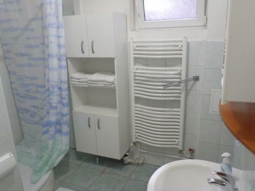 Hostal Guesthouse Sermageova