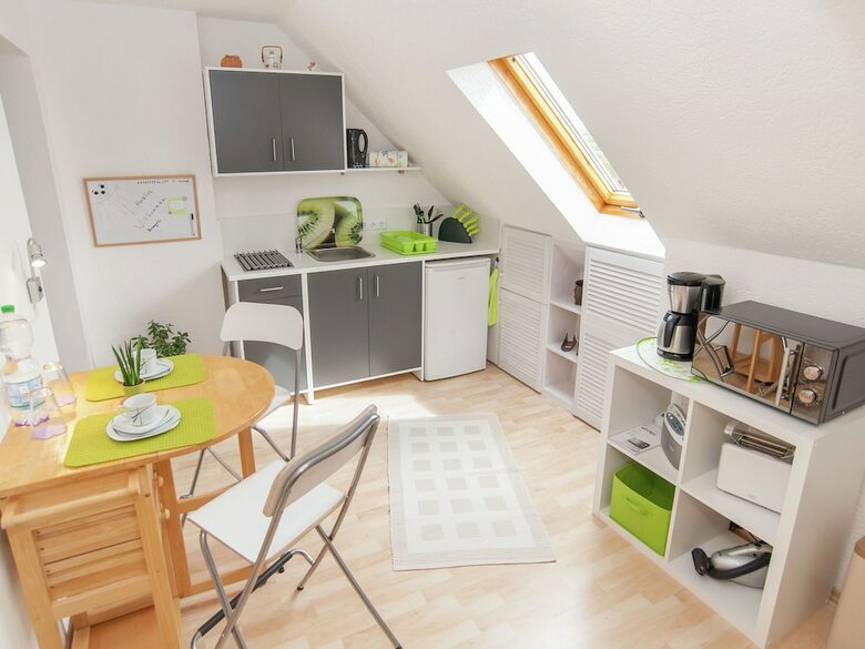 Apartment In Ilmenau With Garden, Terrace, Bbq, Deckchairs