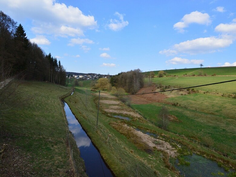 Comfortable Apartment In Meisburg Eifel Near Watermill