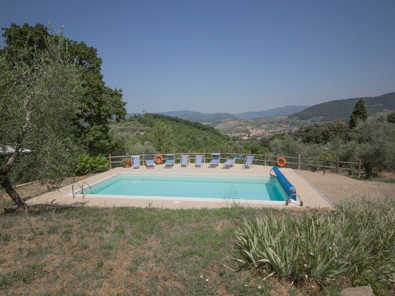 Charming Villa In Tuscany With Swimming Pool