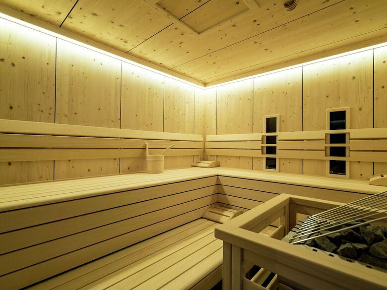 Luxurious Holiday Home In Piesendorf With Sauna