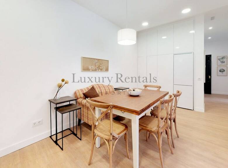 Apartamentos Opera II