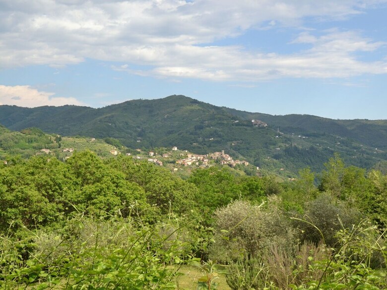 Authentic Tuscan Country Home Situated Between Pistoia And Lucca