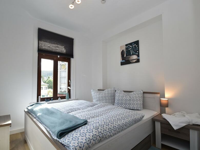 Heritage Apartment In Ilmenau With Garden