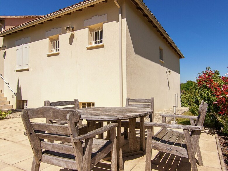 Spacious Luxury Villa With Private Heated Pool And Sauna At An Golf Course
